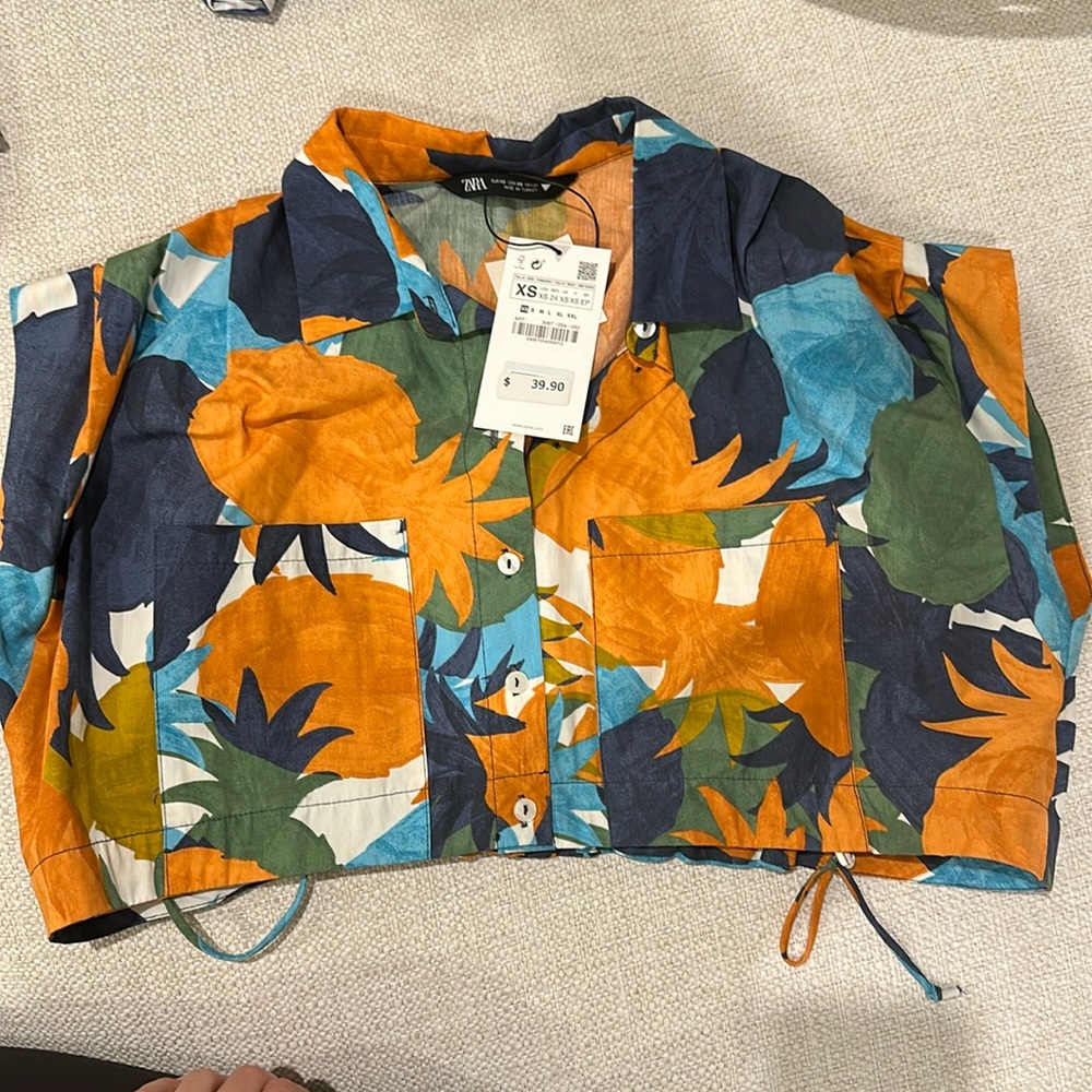 Zara tropical crop top button down